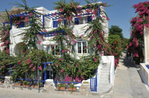 Гостиница Proteas Hotel  Фира